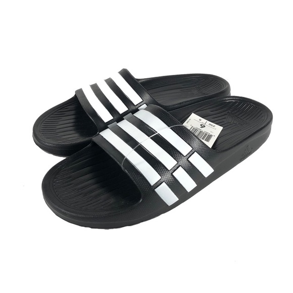 Adidas Youth Originals Duramo Slide Sandal Black NWT Adidas Youth Originals Duramo Slide Sandal Black NWT